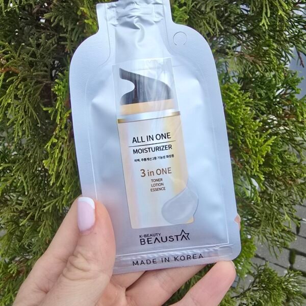 Beausta All‑In‑One Moisturizer (3 in 1 drėkiklis), 15 ml Beausta 3-in-1 veido kremas (tonikas • seerumas • drėkiklis)