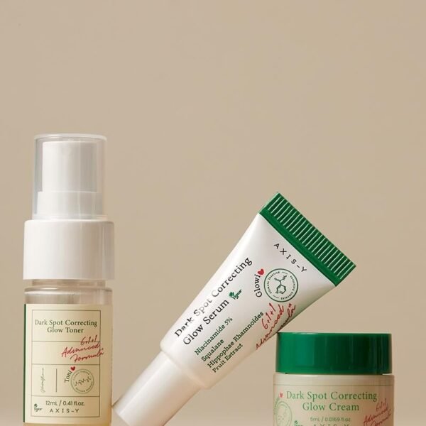 Axis‑Y „The Mini Glow Trio“ rinkinys veidui – tonikas, serumas ir kremas (12 ml + 5 ml + 5 ml)