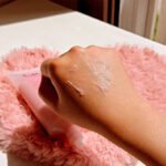 SPA ritualas namuose: Kaip teisingai naudoti galvos odos šveitiklį? korėjietiska kosmetika veidui ir plaukams plauku pasaka